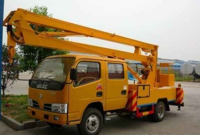 小型高空作業車的得力之選 12米高空作業車的全面解析與應用